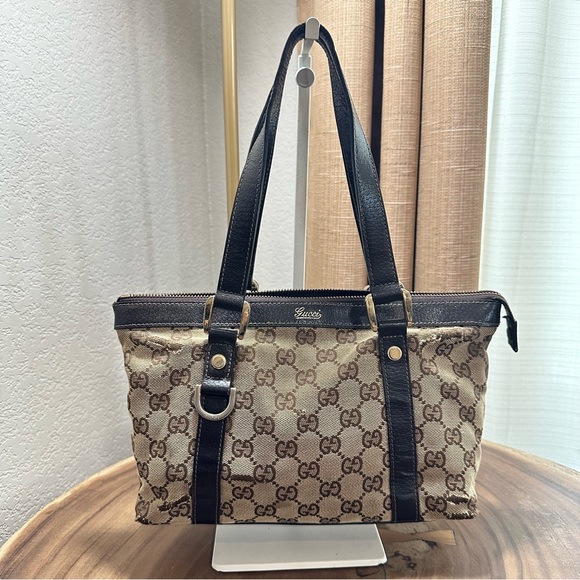 Gucci Handbags - Authentic Gucci Mini Abbey Shopper